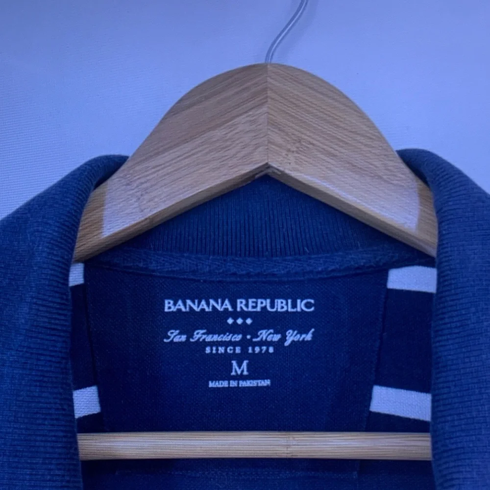 Banana Republic Men’s Navy and White Striped Polo